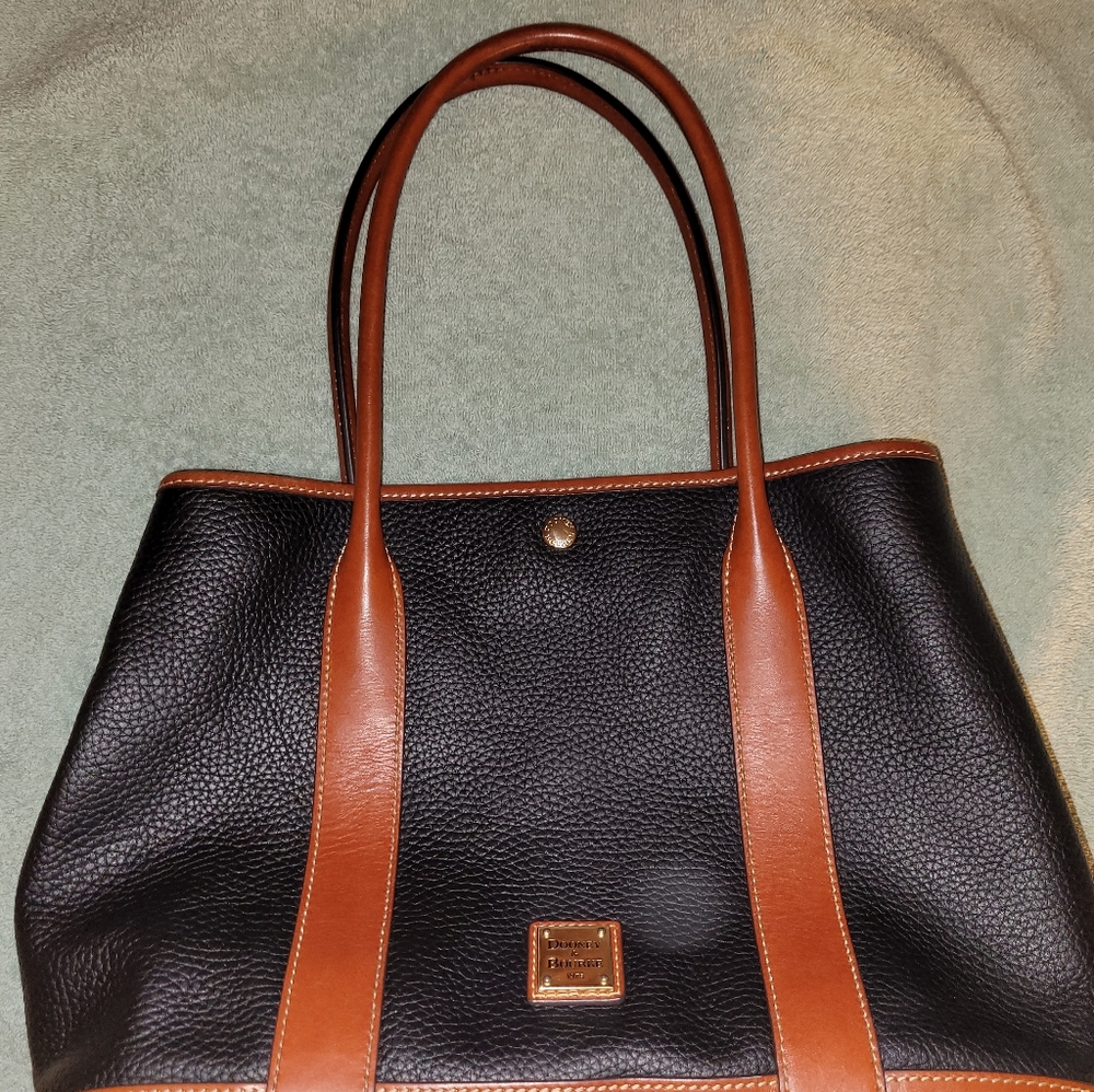 Ladies handbag